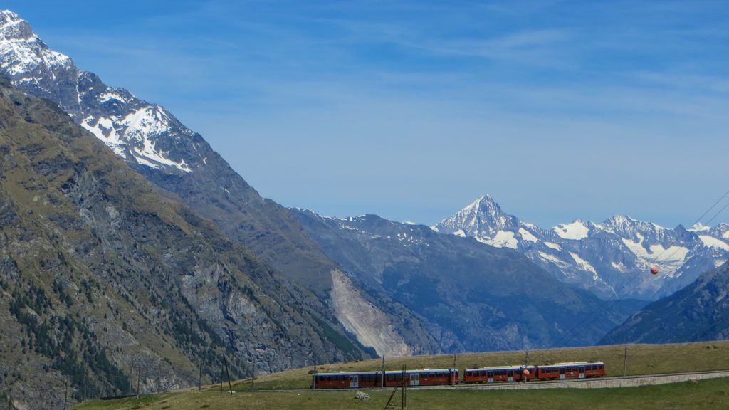 En av bergbanorna i Zermatt